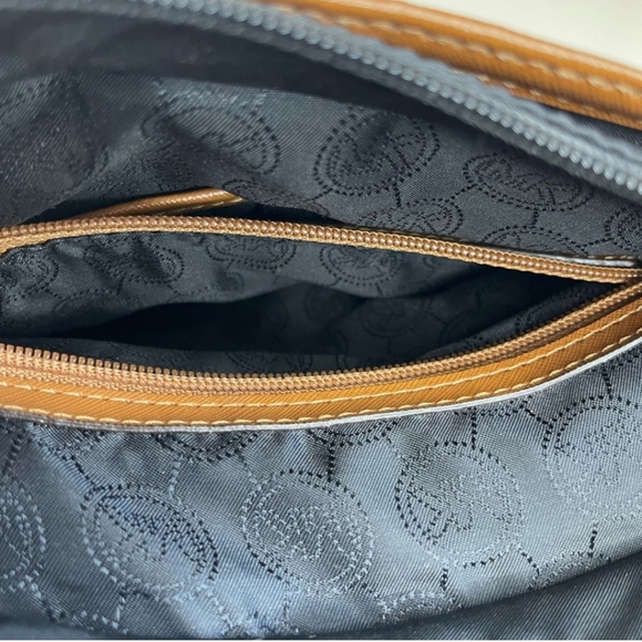 Michael Michael Kors Nylon Crossbody Bag EUC - Picture 11 of 12